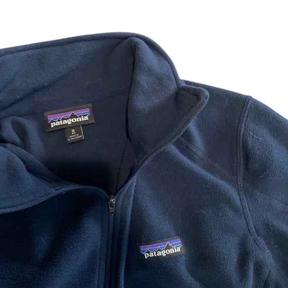 Patagonia Navy Quarter Zip Fleece Pullover size Medium Logo - Picture 2 of 3
